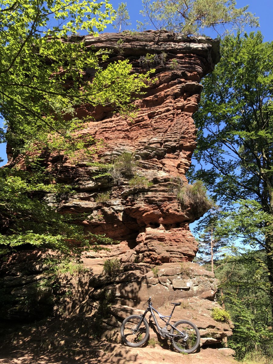 mtblev's tweet image. Als kleines Weihnachtspräsent kommt heute noch eine überarbeitete Version des Rodalben 2016 Videos auf den Kanal. Wie man sieht, hatten wir unseren Spaß bei prächtigem Wetter.

youtu.be/rCudhcfynfU mtblev.de/rodalben-2016/