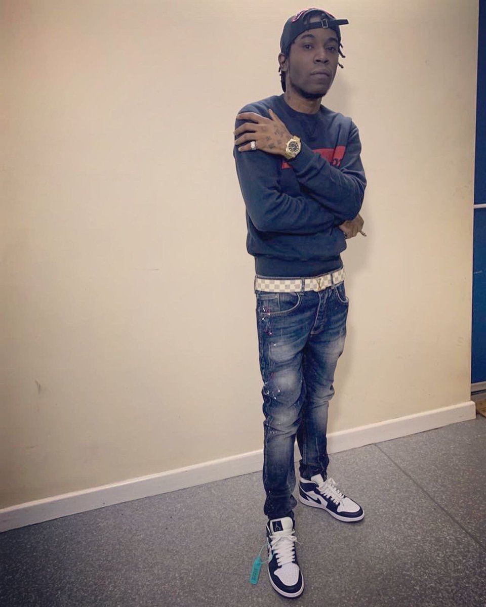 Original_velli's tweet photo. Merry Christmas to all🎄💯✔️ https://t.co/Qu0WavFkGe