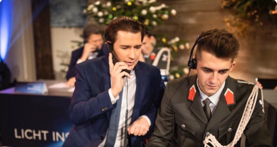 creation_2011's tweet image. #Show vs. #Echtheit #LID