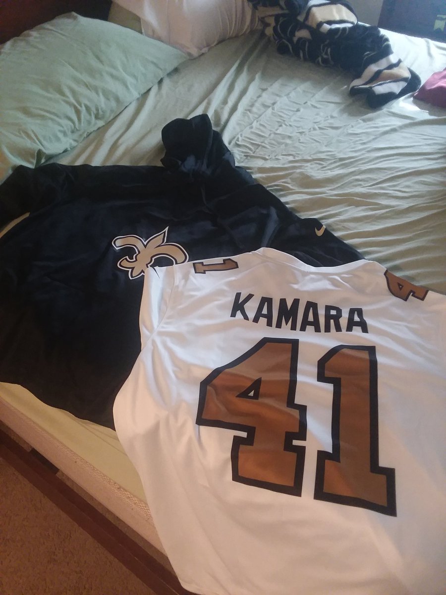 therealbburton's tweet photo. Look what I FINALLY got for Christmas @A_kamara6 @Saints #WHODAT https://t.co/qAq76i3Lnb
