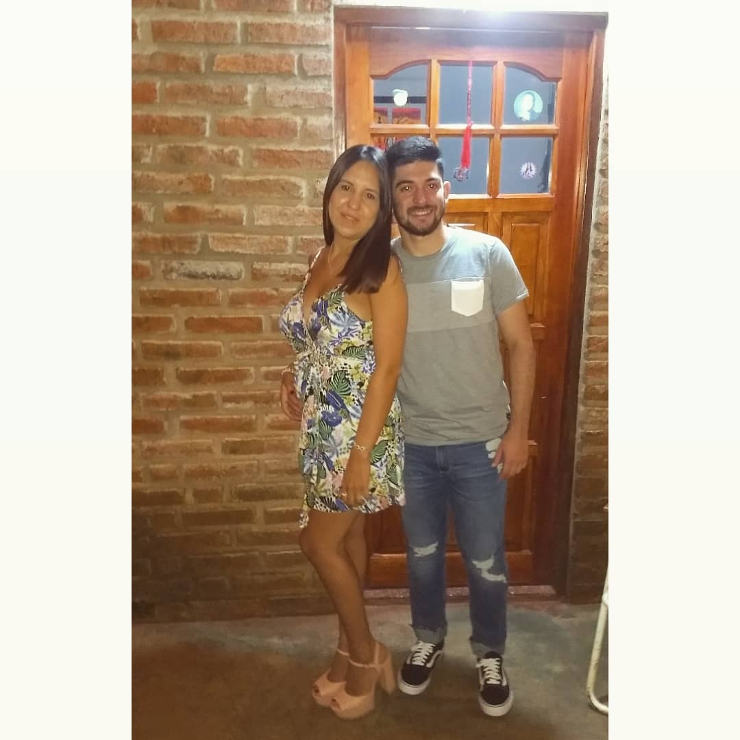 Está de más aclarar que soy la persona más feliz del mundo por tenerlos a ustedes. Los amo eternamente ❤️
<a href="/GeenaaMagrii/">Genaro Nahuel Magri</a>