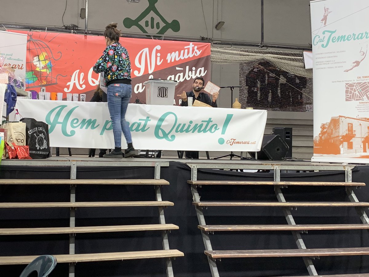 Raibarba's tweet photo. Païnt l’escudella al Quinto de Sant Cugat de @CalTemerari. Quin lloro més bo tenen amb el @Pere_Roc, ‘cuñao’! https://t.co/7yb8vl45ez