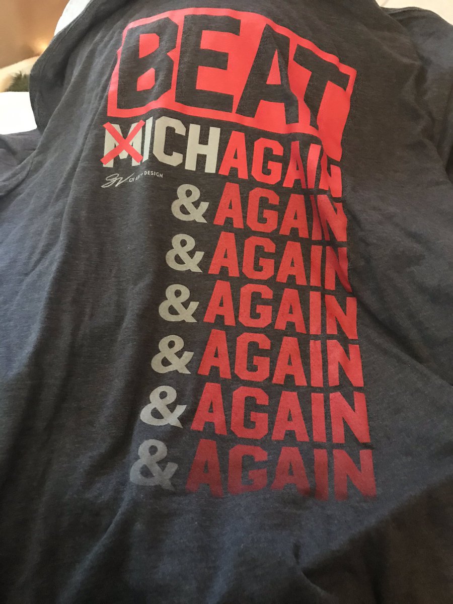 CLEorNOWHERE1's tweet photo. Loving my @GVartwork Christmas presents! #PittsburghStartedIt #FreeMyles #BeatTTUN #MichiganSucks https://t.co/VJOop2J8sd