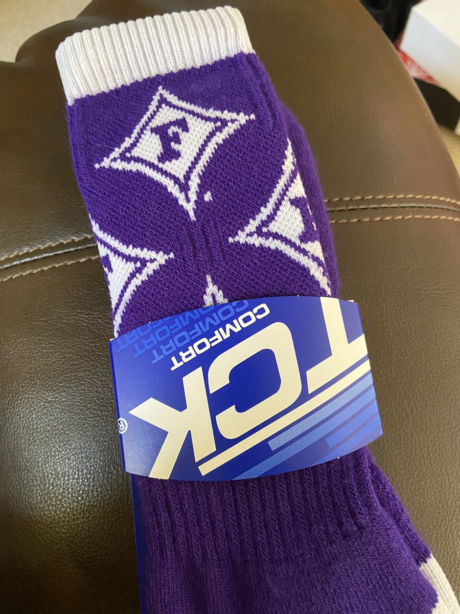 EvanHaight30's tweet photo. @mid_madness Game day socks are game changers #GoDins #DinsonTop #RollDins #FUAlltheTime https://t.co/YE97QP2tM4