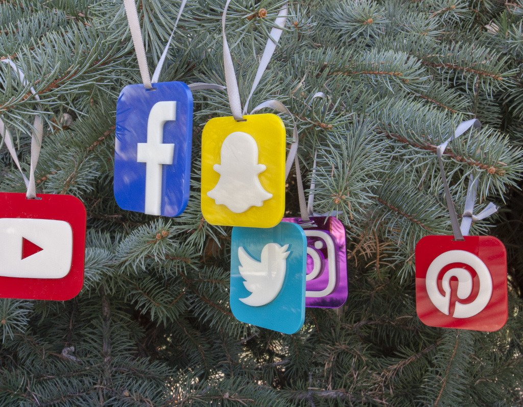 MasterDigitalAZ's tweet photo. Merry Christmas from Master Digital Marketing! ⁠
Enjoy the holidays with your friends and family! https://t.co/71cptKQ9iL