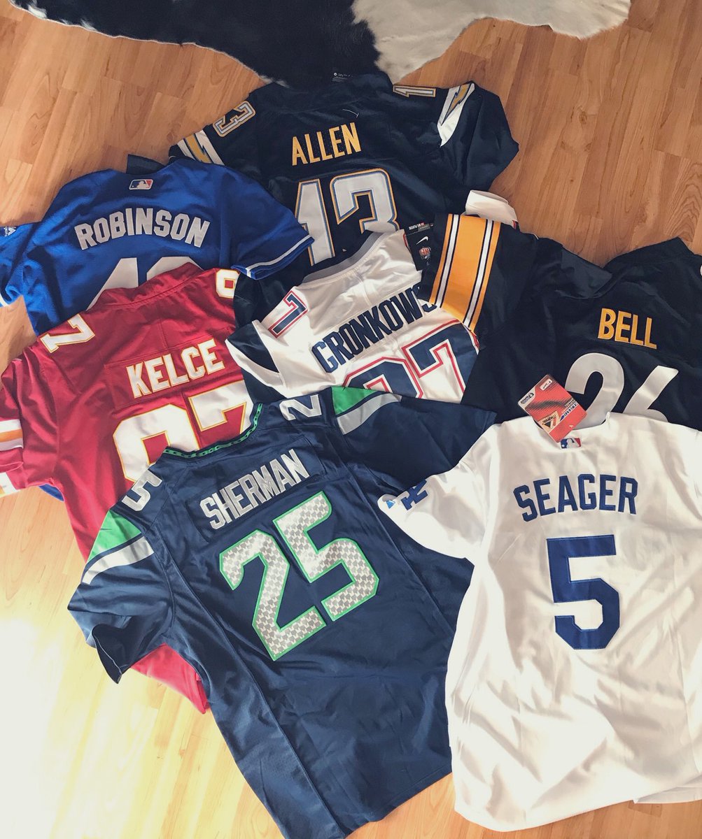 RyanHodge's tweet image. Aight. How about we give more jerseys away. Just RT and like this tweet and you can pick out any Jersey from any player you want (even if they are not in this photo). I will pick a random winner latter and I’ll buy you a brand new one of your choice.

Merry Christmas fam! 🎄