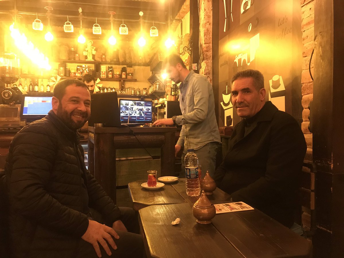 Değerli abim <a href="/cavlizeki/">Zeki ÇAVLI</a> bizleri onurlandırdı güzel bir süpriz oldu teşekür ederim