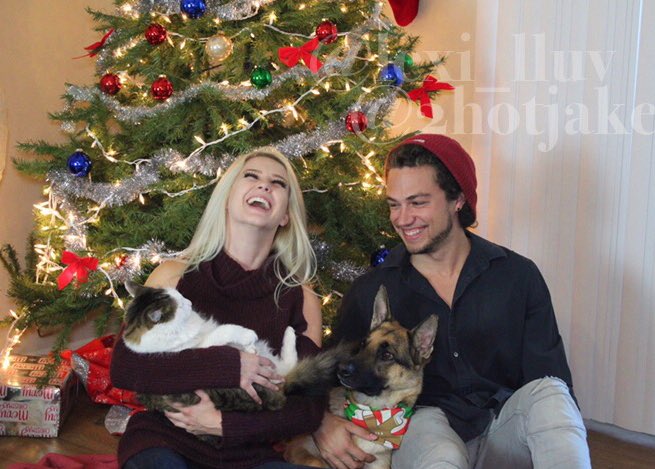 Merry Christmas to the best cam fam out there ❤️🎄⭐️ thanks for all the love laughter and sexy stuff all<a href="/tag/ynotcammunity"class="tags"><span>#ynotcammunity</span></a>