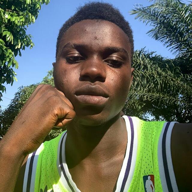 zepekihoni's tweet photo. Salut 🖐️✋🤚🤚
🔞✌️🔞🇨🇩🇨🇩 joyeux Noël et bonne fin de l'année 2k19
#Yesai #zepekihoni #Mkihoni https://t.co/Box5hPJ0QF