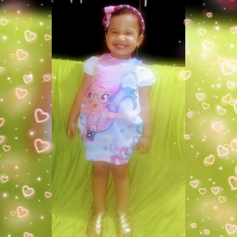 DanuzaCarvalho2's tweet photo. Falar de amor e gratidão é falar de vc!!! Mamãe na ralação, mas as titias cuidaram de tudo!!! ❤️🎅🌲👸
#feliznatal #merrychristmas #Minhavida #monalysa #monsucreoficial #minimelissa https://t.co/noa6Tqes6B