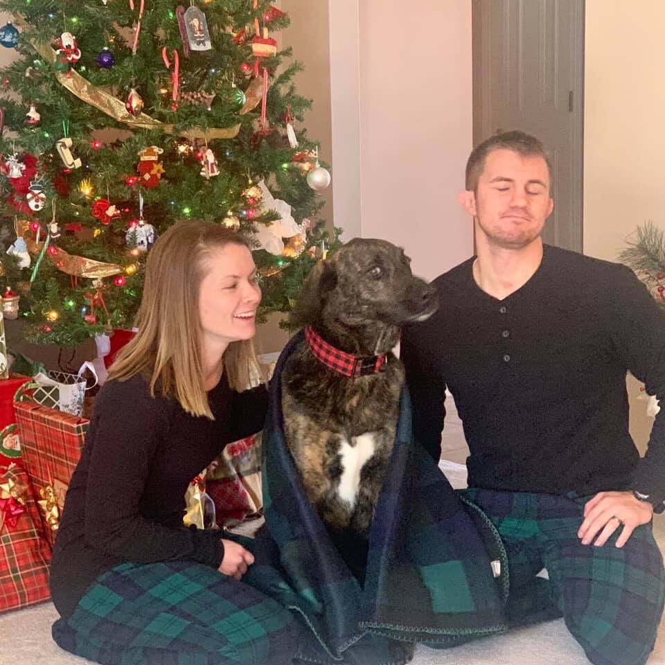 CoachAJJohns's tweet photo. Merry Christmas from the Johns family! #2takes https://t.co/CVRL465Pex
