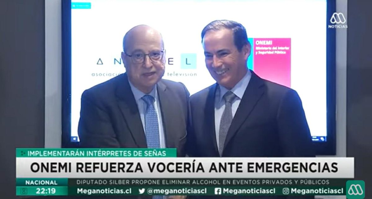 Es lamentable lo sucedido en Valparaiso y también el incumplimiento del convenio entre anatel y onemi,ya que no hay interprete de lengua de señas  nos dejan nuevamente desinformados #ONEMIInforma <a href="/onemichile/">Ex ONEMI</a> <a href="/meganoticiascl/">Meganoticias</a> <a href="/24HorasTVN/">24 Horas</a> <a href="/canal13/">El 13</a>  youtu.be/7zvzacgblX8