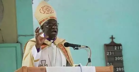 JamiiForums's tweet image. KRISMASI: MAASKOFU WAKEMEA UCHU WA MADARAKA, UONEVU WA  RAIA

&amp;gt; Askofu Frederick Shoo amekemea tabia za utekaji, utesaji, unyongaji haki, na kiburi cha viongozi

&amp;gt; Askofu Liberatus Sangu amesema Uchu wa madaraka na kutotenda haki huchochea machafuko

Soma jamii.app/AskofuUtekajiU…