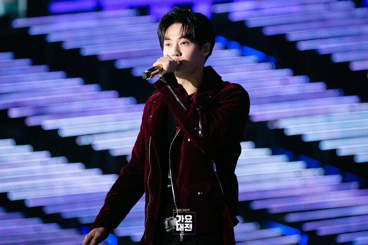 NFlyingTeam's tweet image. 191225 #SBSGayoDaejun2019 

—

©️오늘의 승협
@NFlyingofficial #엔플라잉 #NFlying #이승협 #승협 #LEESEUNGHYUB