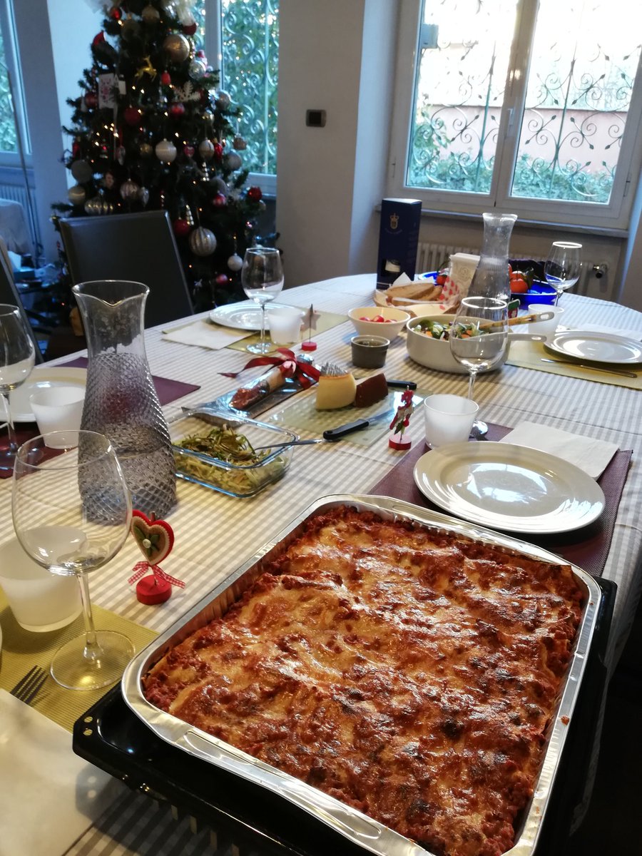 COPACOGECA's tweet photo. We have more great #AgriXmas festive plates and table photos pouring in from across the EU ๐ช๐บ! ๐๐
Check out these specialties from Lithuania๐ฑ๐น, Germany ๐ฉ๐ช, Portugal๐ต๐น and Italy ๐ฎ๐น
Great examples of the culinary traditions and #EUFarmRecipes ๐ https://t.co/1JDaw2jmmb