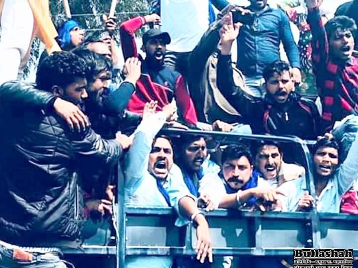 AzadDharmSingh's tweet photo. पूरे भारत के बहुजन युवा दिलो की धड़कन बड़े भई @BhimArmyChief
 को रिहा करना होगा।
#ReleseAzad
 #ReleseAzad https://t.co/f8yGTCfznR