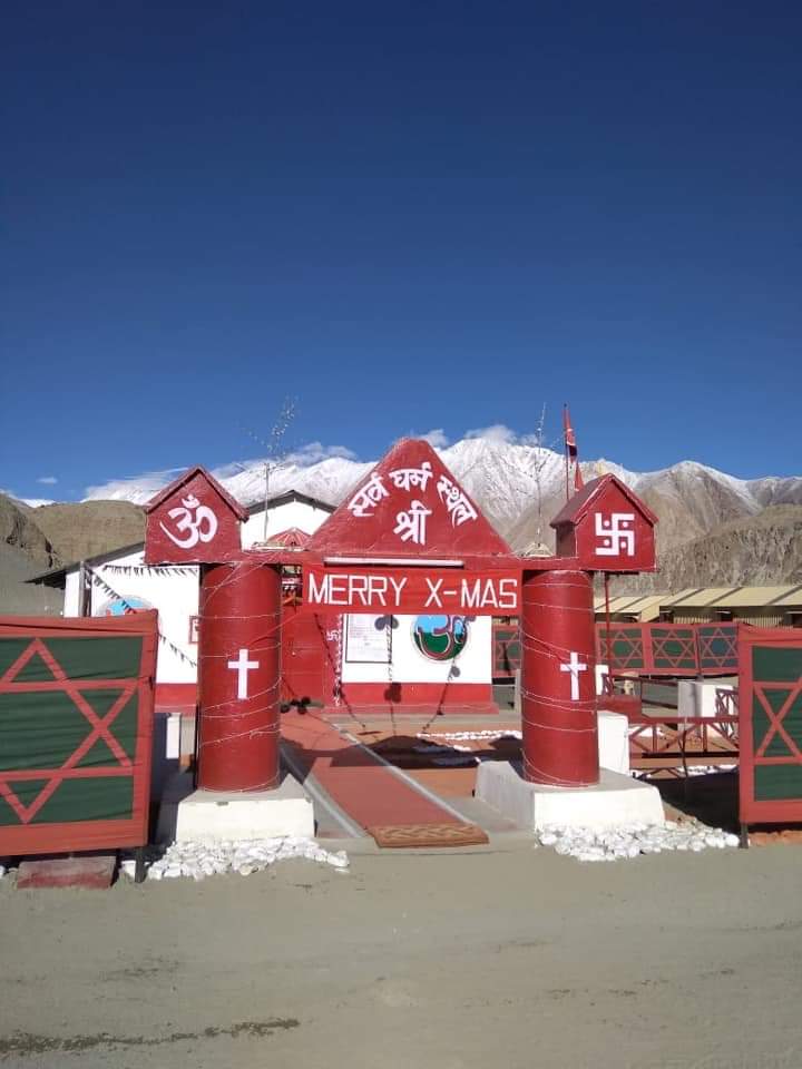 SandyAhlawat89's tweet image. One of the reasons I love Indian Army!!