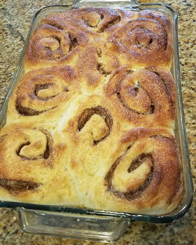 Merry Christmas to all and to all a great Breakfast!  This is why we workout! Home made brioche cinnamon rolls!  #messingaboutinboats #lifeisgood #exploreflorida #saltlife #riverlife #lakelife #concept2 #holidaychallenge #cinnamonrolls #midwestliving