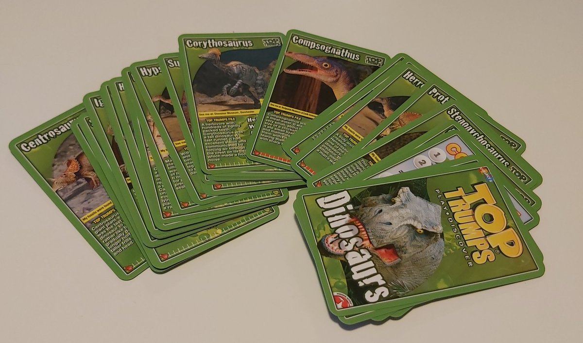 Nezbutz's tweet photo. Lovely Christmas dinner followed by some Top Trumps! The card game type not the 'too many brussel sprouts' type! #ChristmasDay #MerryChrismas #JoinIn #toptrumps #games #timeforasnooze https://t.co/NV6oqJRMiV