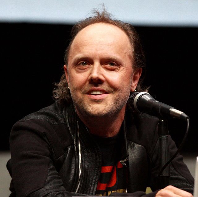 Happy Birthday  Lars Ulrich
12 26   Metallica                                           