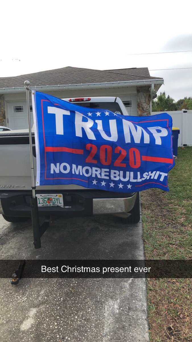 AustinWolfangel's tweet photo. Merry Christmas Mr. President @realDonaldTrump #MAGA2020 https://t.co/9mbV73IfJu