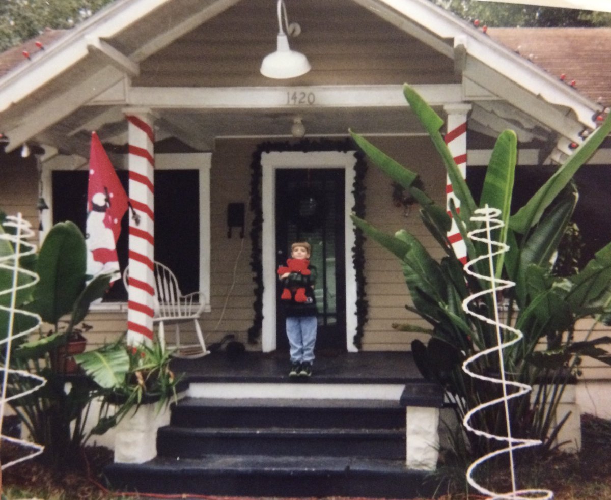 jordanmower16's tweet photo. Happy holidays from me and my favorite childhood teddy bear Cinnamon. 

#throwback #idkhowoldiwas #maybesix #probablysixteen https://t.co/C6j8xPKeha