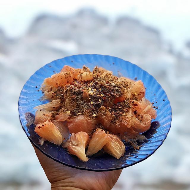 LiberatedState's tweet photo. Spicy pomelo salad with toasted perilla. One of our most important after lunch winter vacations ritual was to pluck pomelos, sit in the sun and have copious amounts of pomelo salad with cousins. Here’s to that ritual. The salad is sweet, savory, tangy an… https://t.co/qKbh1H25iR https://t.co/f5uHbzx9jH