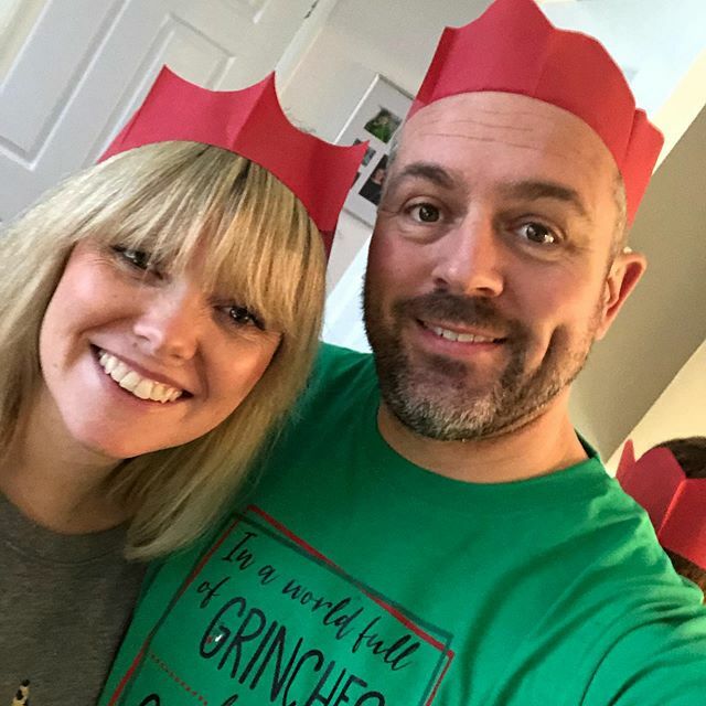 comeontheredmen's tweet photo. Merry Christmas to all our family and friends on this amazingly special day. We hope and pray you have a brilliant day whatever you get up to. #christmas #december25th #family #specialmemories #besttimeoftheyear #sendingblessings #inaworldfullofgrinchesbeagriswold https://t.co/HFsYhCPDPb