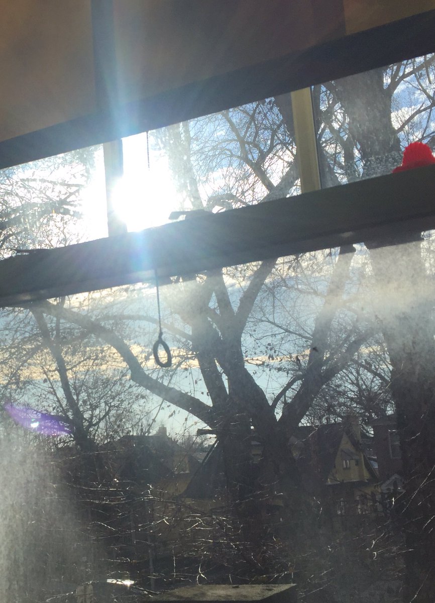 MichelleKogan's tweet photo. christmas day— white clouds,
white sun, white shining light
help climate’s hopes...
©️ 2019 Michelle Kogan #natember #haikuforhope #haikuforjustice #haikuforkindness https://t.co/gBARIVu5MS