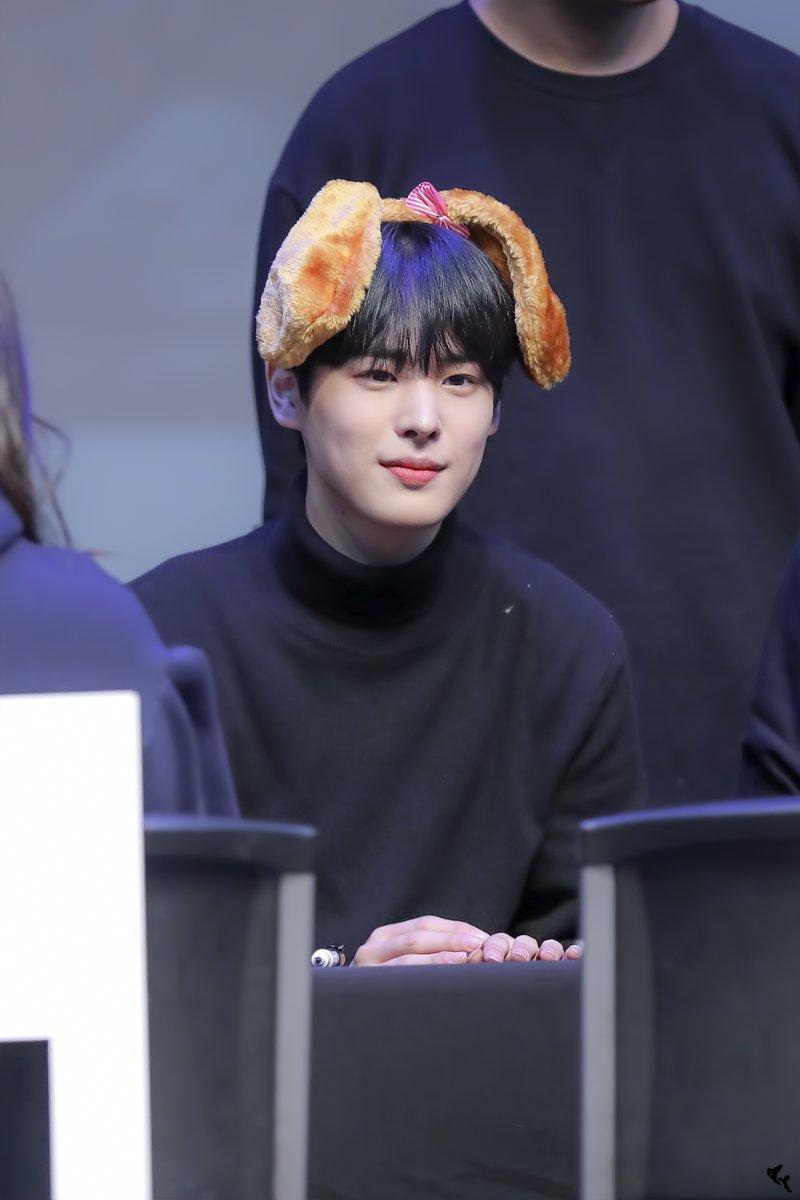 heart971112's tweet photo. 멍멍🐶
#최병찬 #병찬 https://t.co/fKyNs3mq2C