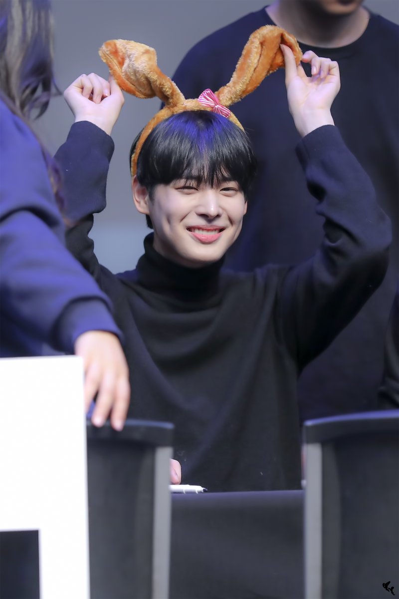 heart971112's tweet photo. 멍멍🐶
#최병찬 #병찬 https://t.co/fKyNs3mq2C