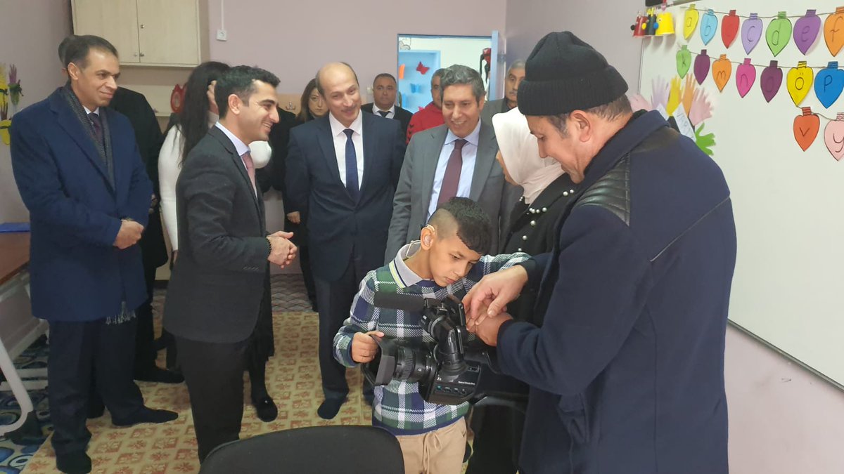 MemBattalgazi's tweet photo. AK Parti MYK üyesi Malatya Milletvekili Öznur ÇALIK, İl Milli Eğitim Müdürümüz Ali TATLI ve İlçe Milli Eğitim Müdürümüz Recep BULUT Akşemseddin İşitme Engelliler Okulunu ziyaret ederek Özel Eğitim Öğrencileri ile birebir sohbet ettiler.
@recepbulutmtfb 
@tatliali12 
@oznurcalik https://t.co/qsLJlI5teq
