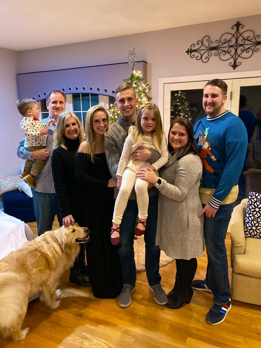 drewpatno's tweet photo. Their presence is better than any present. Merry Christmas ! https://t.co/jK0wdAevo4