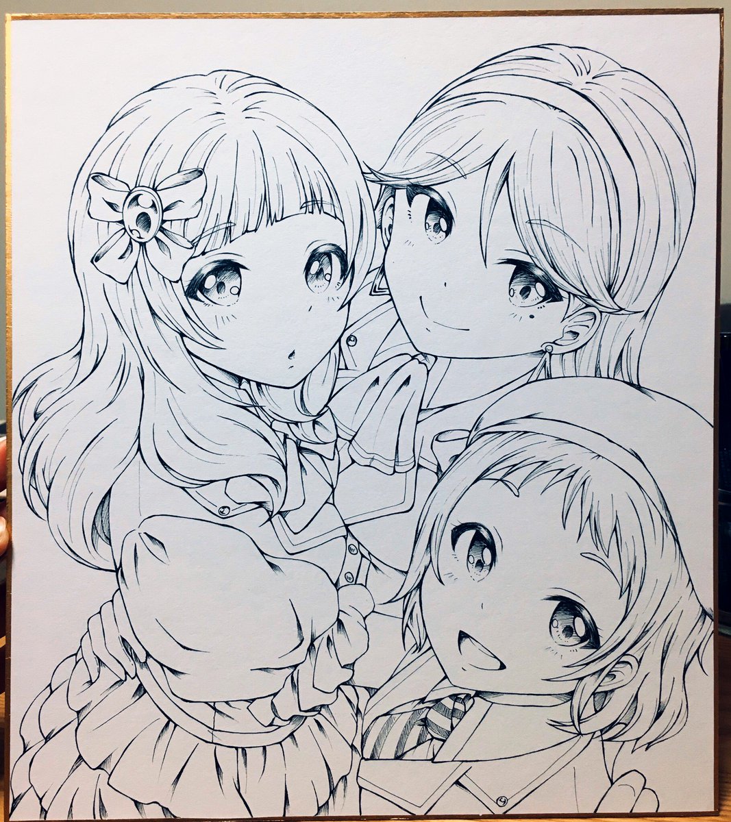 A-RISE色紙はモノクロになりました!今回全員可愛く描けたと思います?
頒布方法はお品書きの通り入札制にします、名刺や名刺サイズの紙にツイッターのアカウント名とご希望の金額を記入の上、お持ちください、13時頃までに当選の方にDMでお知らせします〜? 