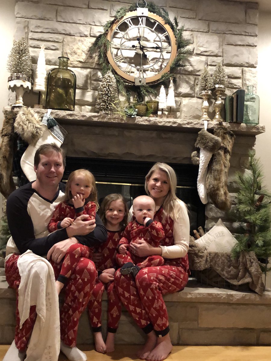 KuperDane's tweet photo. Merry Christmas! https://t.co/TrGFZZWuT6