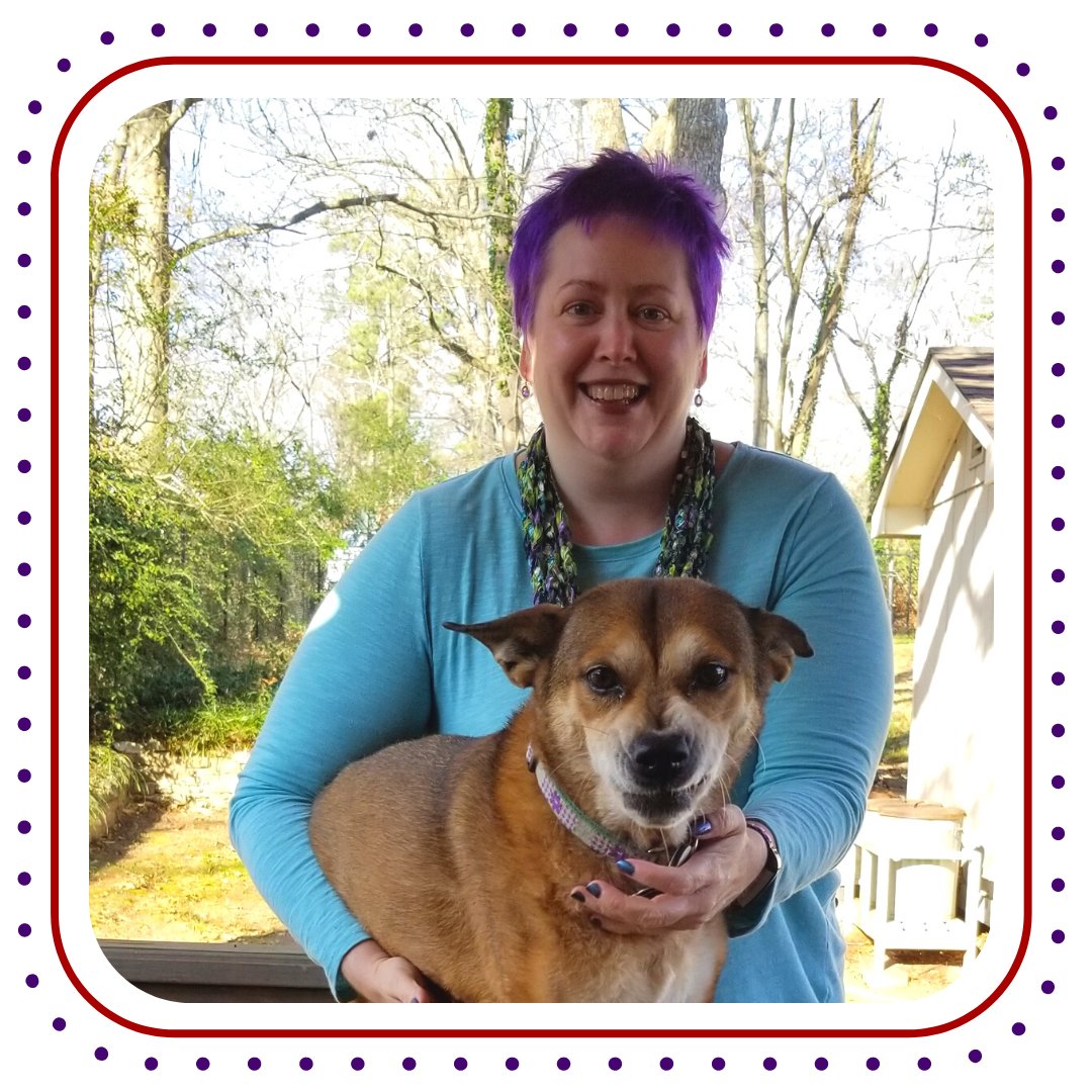 MuttButs's tweet image. I told Margi to SMILE for the camera and this is what she did..... 🤣 How did your Christmas pictures with your pets turn out?  📸
#PetParentProblems