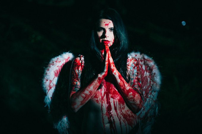 Wishing you a merry Christmas. #christmasangel #angel 📸 @CrisJanLim https://t.co/RNOxasLnPD<a href="/tag/christmasangel"class="tags">#christmasangel</a><a href="/tag/angel"class="tags"><span>#angel</span></a>