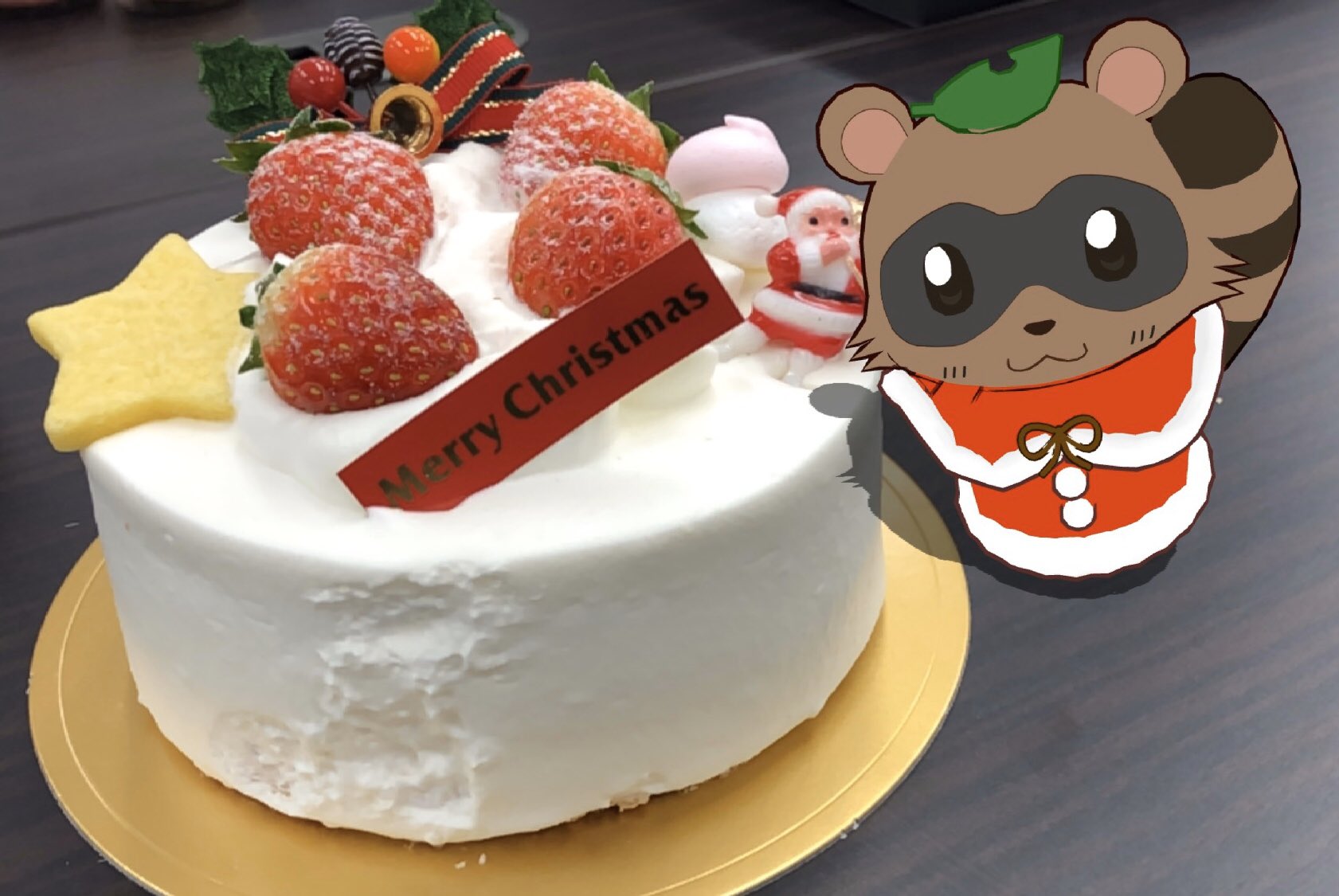 甲賀流忍者ぽんぽこ たぬき もちひよちゃんと2人でホールケーキそのまま直食いで食べきって最高においしかった T Co Lzw37ksnt7 Twitter