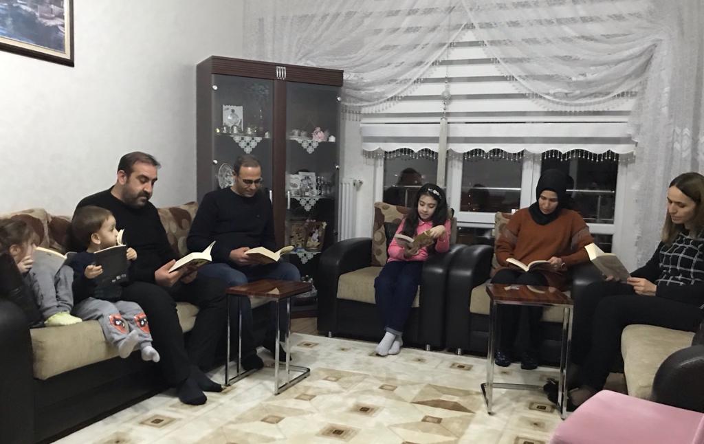 #benokuyorumgaziantepokuyor <a href="/erdalkilinc27/">Dr.Erdal KILINÇ</a> <a href="/sahinbeymem/">Şahinbey İlçe Milli Eğitim Müdürlüğü 🇹🇷</a> <a href="/Gaziantep_MEM/">Gaziantep İl Millî Eğitim Müdürlüğü</a> <a href="/gantepvaliligi/">Gaziantep Valiliği</a>