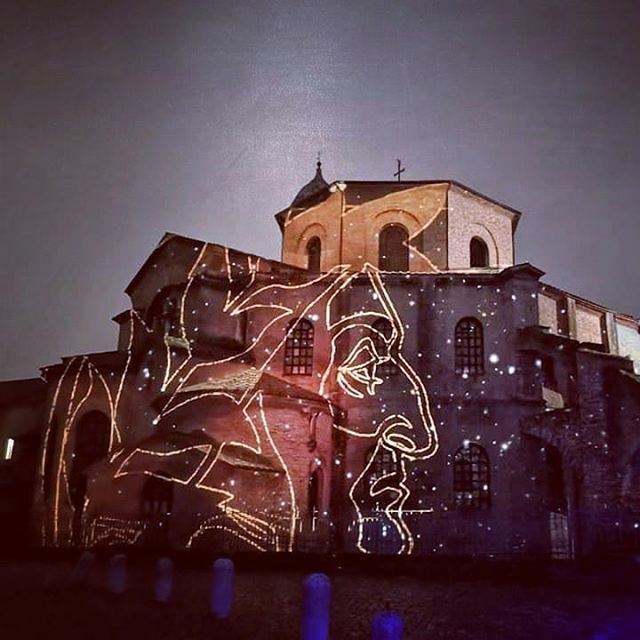 Buon Natale!
.
Opera di @ibernato61
.
.
.
#ravenna #ravennanation #ravenna_friends #ravennacentro #ravennacityguide #ravennamosaico #comunediravenna #ravennaturismo #ravennatourism #myravenna #igers_ravenna #buongiornoravenna #volgoravenna #instaravenna
… ift.tt/2EPXcAf