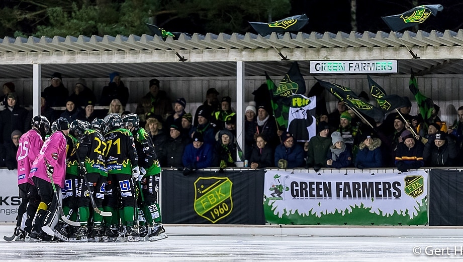 Imorgon e det dags för annandags derby mot <a href="/IFKVBG_/">IFK Vänersborg</a> på #sjöaremossen Match start kl14 Välkomna gott folk🎅🏑
#frillesåsbk #elitserien #vigerossaldrig #folkfest