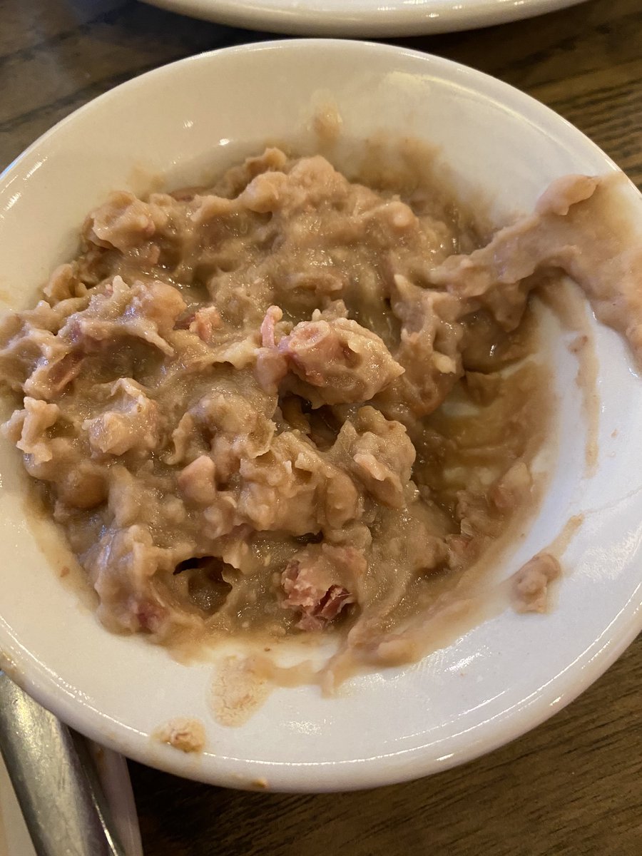 bradmmcdaniel's tweet photo. @CrackerBarrel Why does your Victorville, CA store not know how to make pinto beans? https://t.co/KQ1d8wip1J