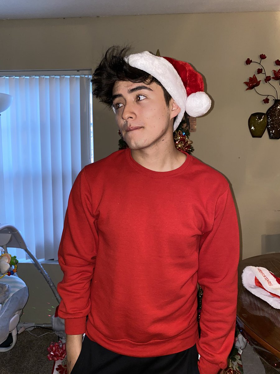brins_torres's tweet photo. 🎄🎄 https://t.co/AaaeavVyly