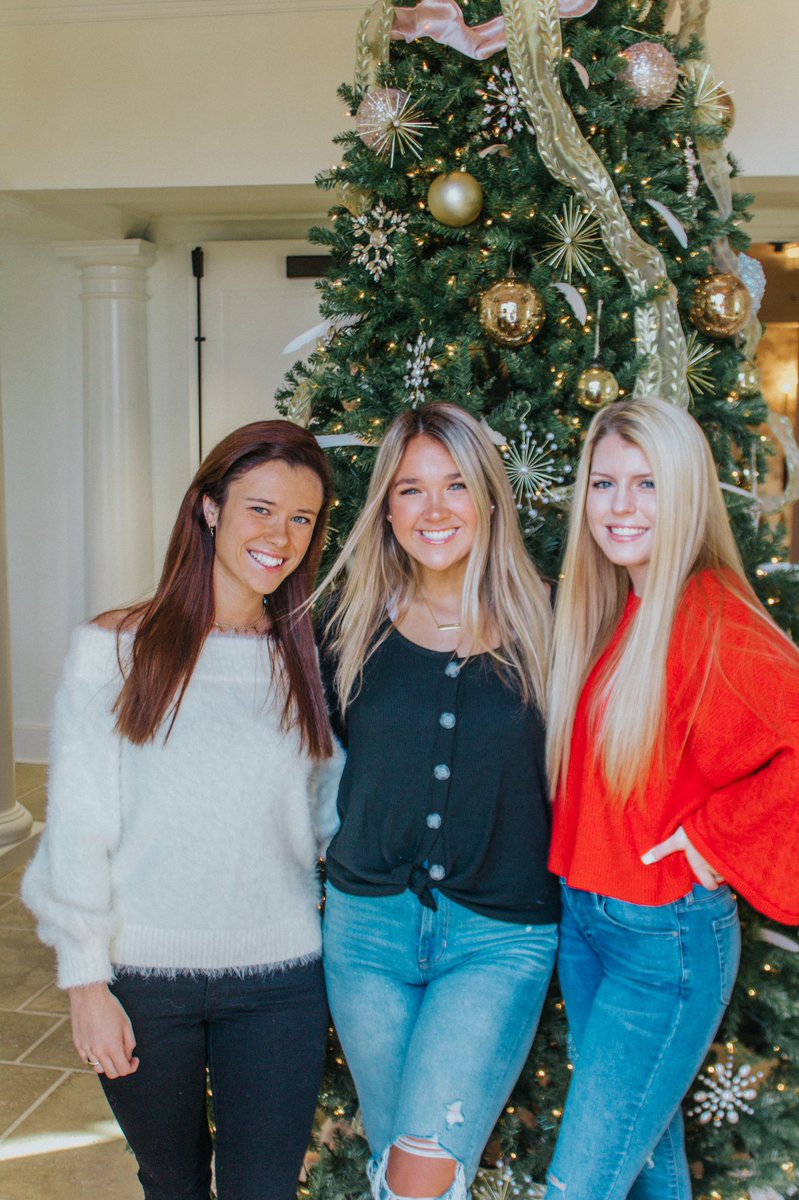 Ole Miss Delta Gamma tweet media