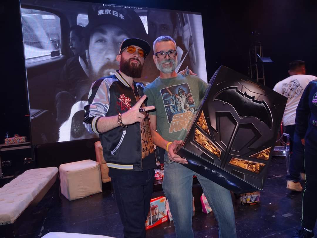 madhuntertoys's tweet photo. Muchas gracias a Moisés Padilla por compartirme sus fotos de la #HunterCon. ¡Por cierto, Moi salió muy bien premiado! Ustedes también pueden subir sus fotos a nuestro álbum compartido en https://t.co/4IE4gqhtur
#Madhunter #LaHunterCon #HunterCon https://t.co/PUsUQrYuTE
