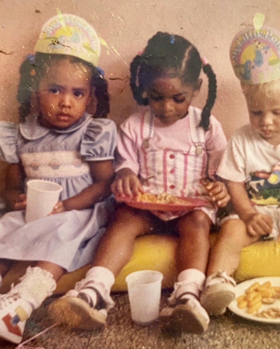 alexisenunes's tweet photo. Almost 30 years of friendship right here ... and counting. πβ₯οΈπ―π² #FrenFromWhen @kim_johnson88 https://t.co/M05JsYYnDW