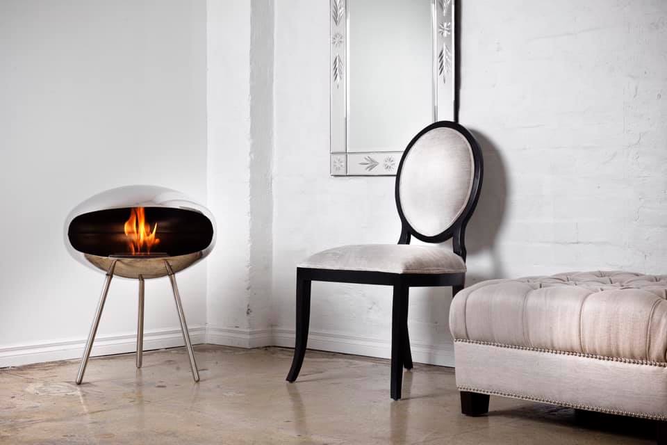 ⁠Whether it's keeping you warm in the winter, or adding something new to your indoor/outdoor space the pedestal model does it all! Choose between the black model and stand out in any interior, or the stainless steel model and take the party outside. ⁠bit.ly/2ntZKeW?utm_ca…