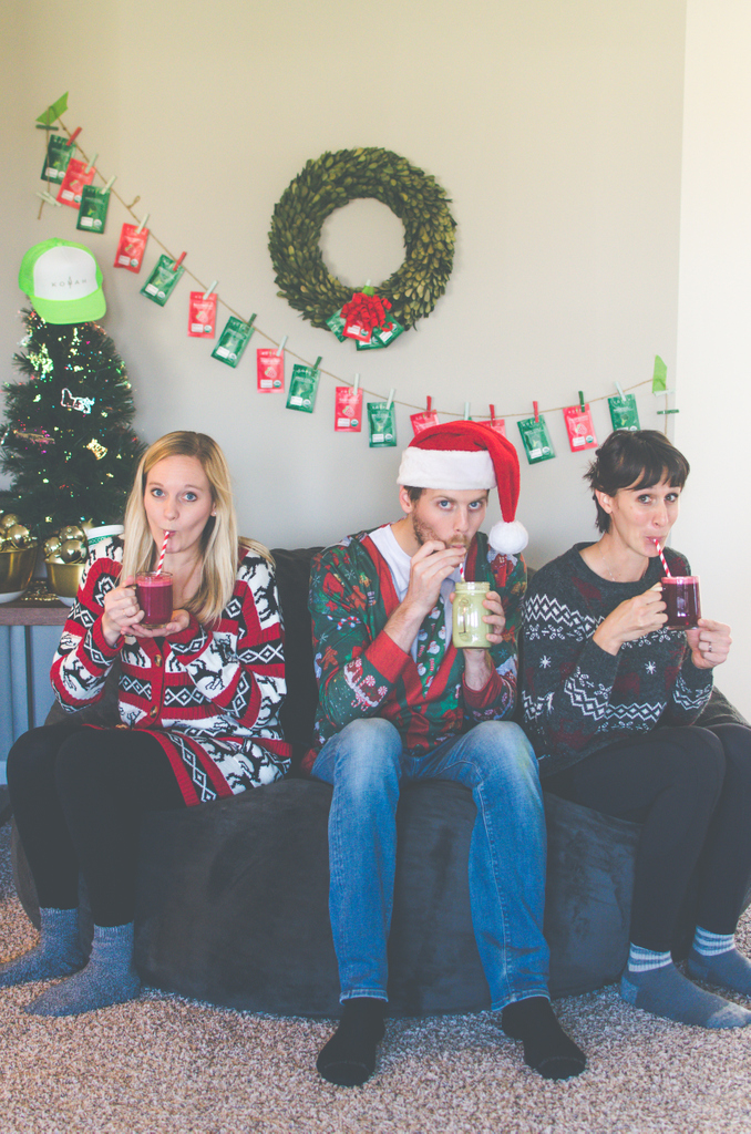 KoyahLife's tweet photo. Wishing all of you a happy and healthy holidays from our family to yours! ๐๐
.
.
.
.
#holidays #christmas #healthyholidays #smoothies #family #tradition #happyholidays #koyah #plantbased #organic https://t.co/gsU6fYLAkB