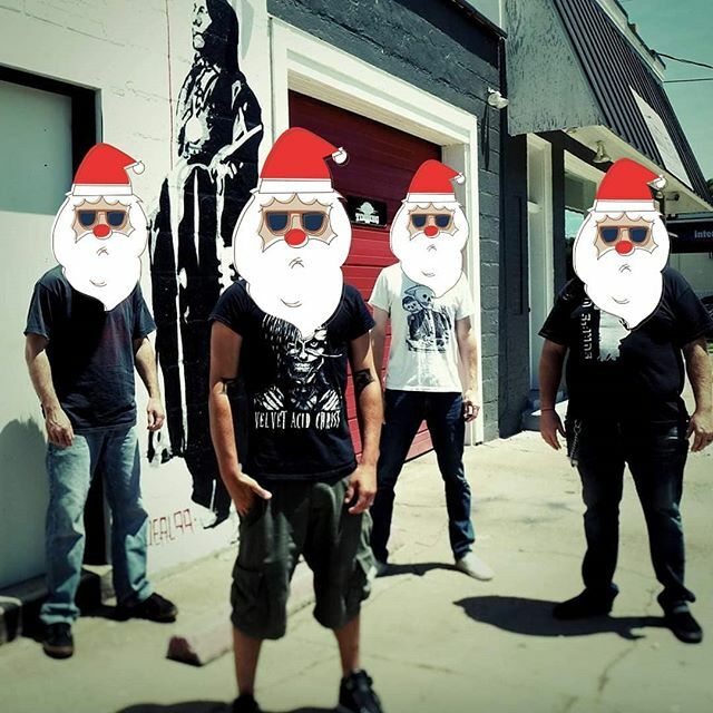 We'd like to wish you guys a Merry Christmas and a Happy Holidays! See you 1/11 w/ @thenewmutiny @vulcaniterva @whatpricevictoryband @personalcrisis_punk @ghostlogic1977 and @dashes @reccenterfxbg !!
.
.
#officialalluvion #merrychristmas #happyholidays #… ift.tt/2MtWVXZ