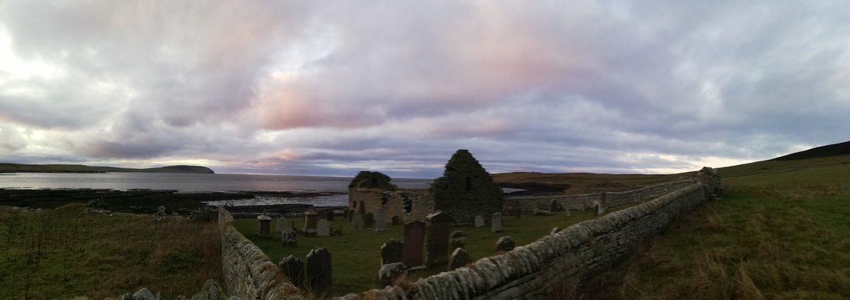 themerrydancer's tweet photo. Nice start to the Christmas afternoon with a walk to check out some archaeology and seaweed @orkneycom @NLFerries @The_Orcadian  @UHIArchaeology  #skaill #midhowe #rousay #christmas https://t.co/3EBtjpRtjc